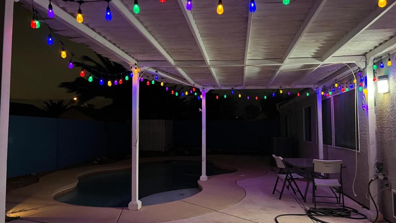 לאס וגאס Sweet Spacious 5 Bdrm Home With Pool מראה חיצוני תמונה