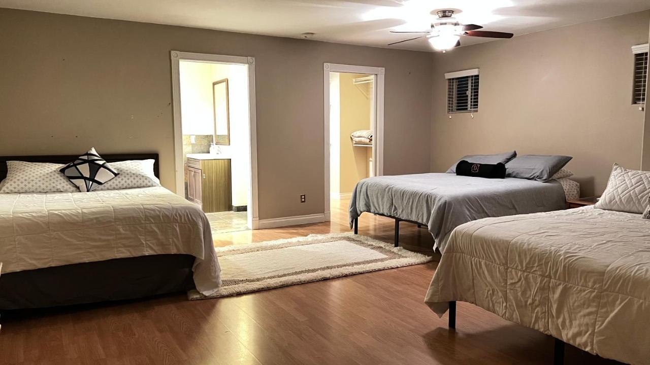 לאס וגאס Sweet Spacious 5 Bdrm Home With Pool מראה חיצוני תמונה