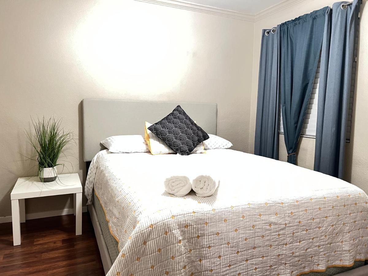 לאס וגאס Sweet Spacious 5 Bdrm Home With Pool מראה חיצוני תמונה